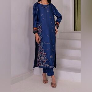 Kross Kulture Luxury Pret Royal Silk Embroidered Kurta Set, XS